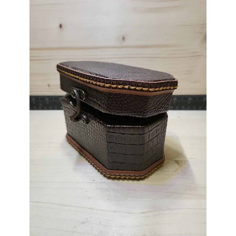 Vintage Trinket Box Small Wooden Treasure Chest‎ Storage Jewelry Necklace Box